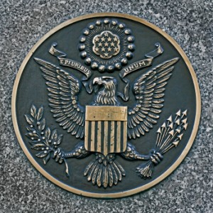 close up of a bronze plaque of a great seal of the united states,front view