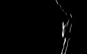 man-in-the-dark-beautiful-black-black-and-white-body-boy-boys-cool-entertainment-erotic-fashion-hot-lovely-man-men-model-models-nice-other-photography-picture-pretty-sensual-sex-600x375
